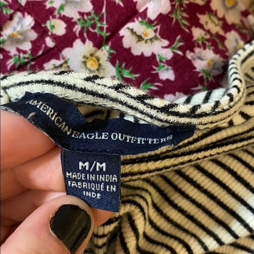 American Eagle Black/White Thin Striped SS Dress - Picture 3 of 7
